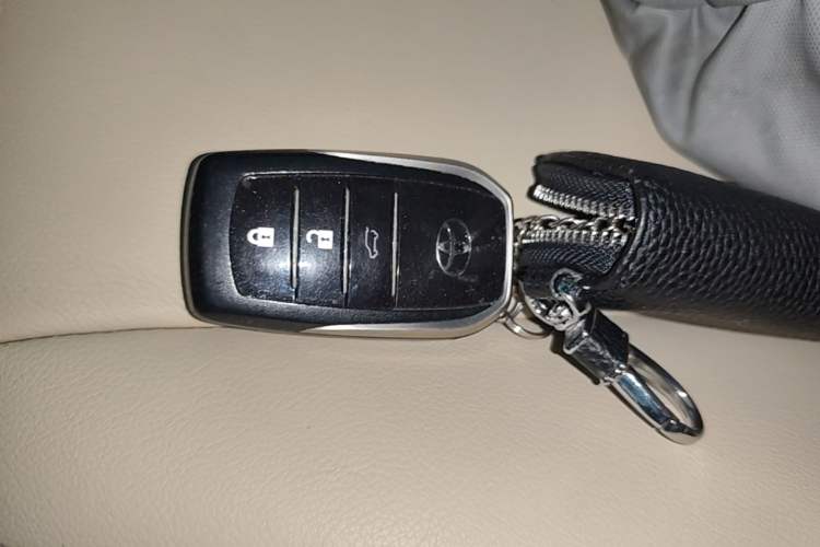 Used Toyota Prado 2016 3.5L Automatic TX-L Interior 1