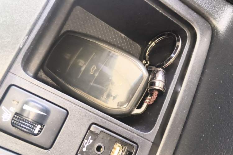 Used Toyota Prado 2016 2.7L Automatic Standard Edition Interior 1