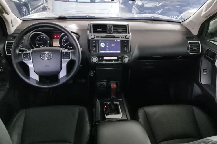Used Toyota Prado 2016 2.7L Automatic Standard Edition Interior 2
