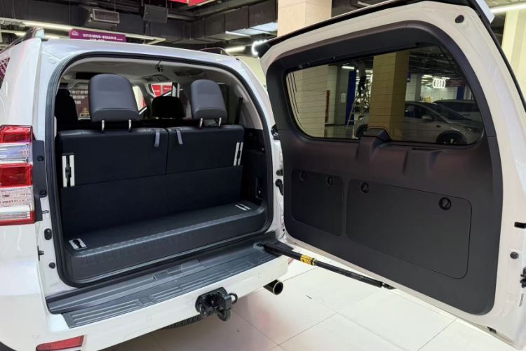 Used Toyota Prado 2016 3.5L Automatic TX-L NAVI Interior 2