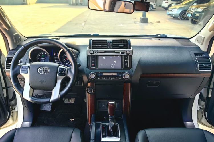 Used Toyota Prado 2016 3.5L Automatic TX-L NAVI Interior 2