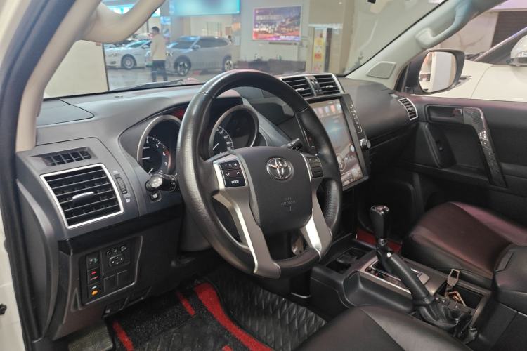 Used Toyota Prado 2016 2.7L Automatic Standard Edition Interior 3