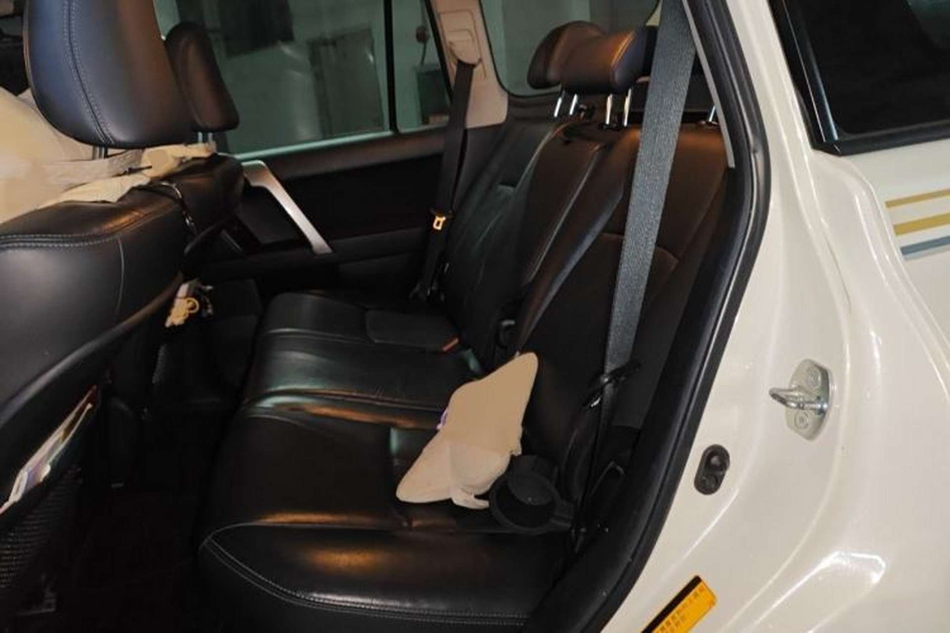 Used Toyota Prado 2016 2.7L Automatic Standard Edition Interior 4