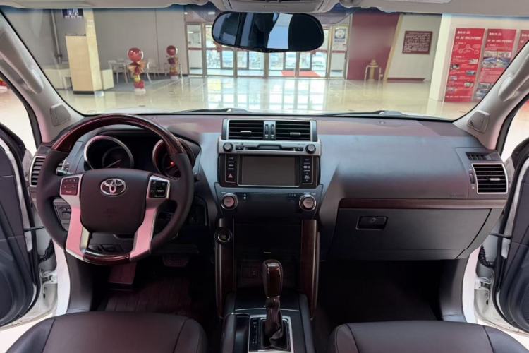 Used Toyota Prado 2016 3.5L Automatic TX-L NAVI Interior 9