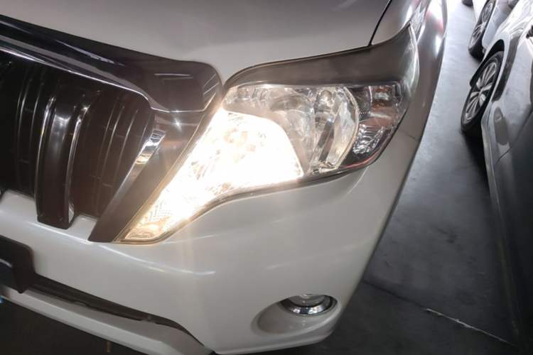 Used Toyota Prado 2016 2.7L Automatic Standard Edition Left Front Headlight