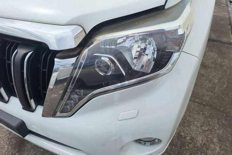 Used Toyota Prado 2016 3.5L Automatic TX-L Left Front Headlight