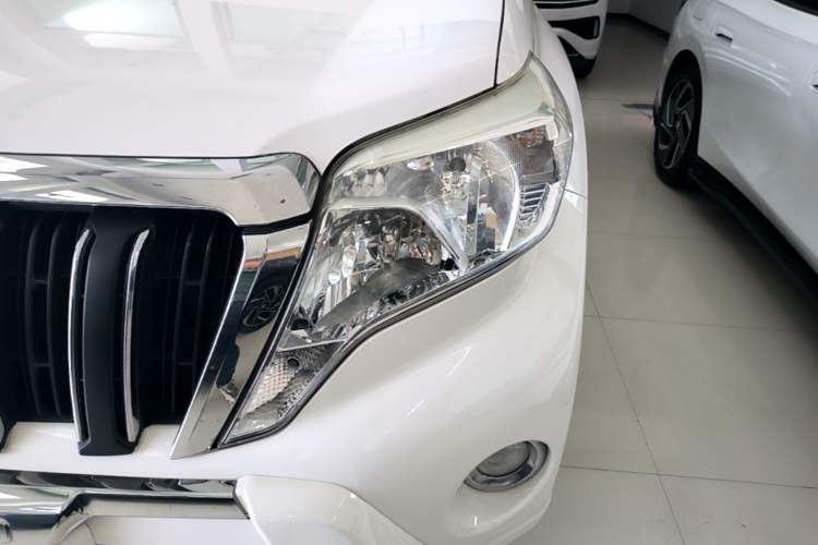 Used Toyota Prado 2016 2.7L Automatic Standard Edition Left Front Headlight
