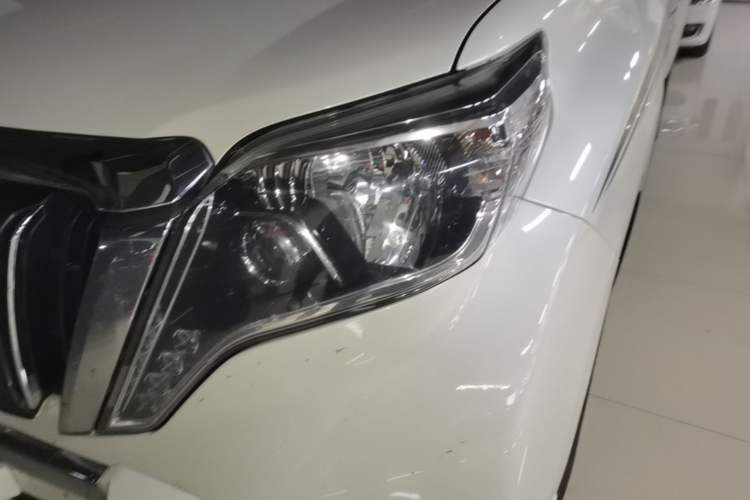 Used Toyota Prado 2016 2.7L Automatic Standard Edition Left Front Headlight