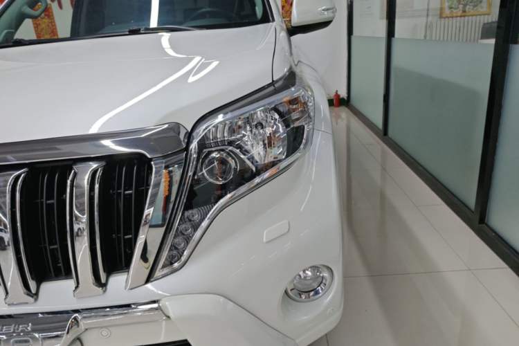 Used Toyota Prado 2016 3.5L Automatic TX-L NAVI Left Front Headlight