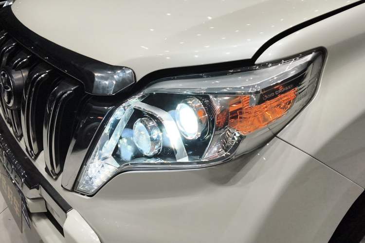 Used Toyota Prado 2016 2.7L Automatic Standard Edition Left Front Headlight