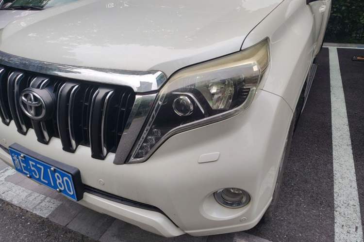 Used Toyota Prado 2016 3.5L Automatic TX-L Left Front Headlight