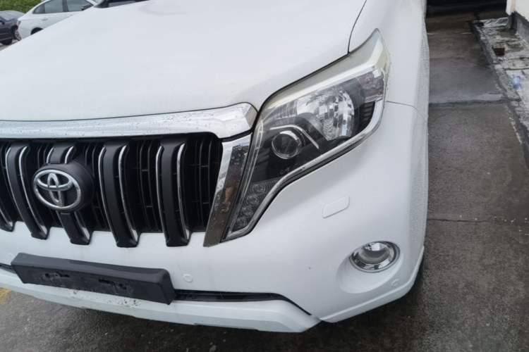 Used Toyota Prado 2016 3.5L Automatic TX-L Left Front Headlight