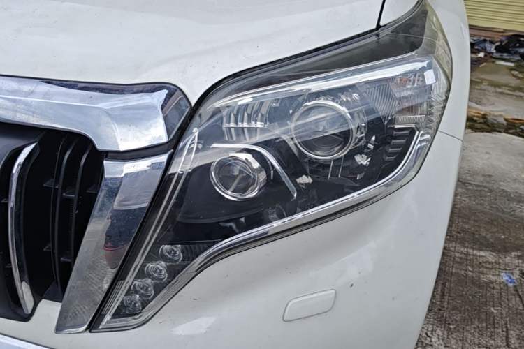 Used Toyota Prado 2016 3.5L Automatic TX-L NAVI Left Front Headlight