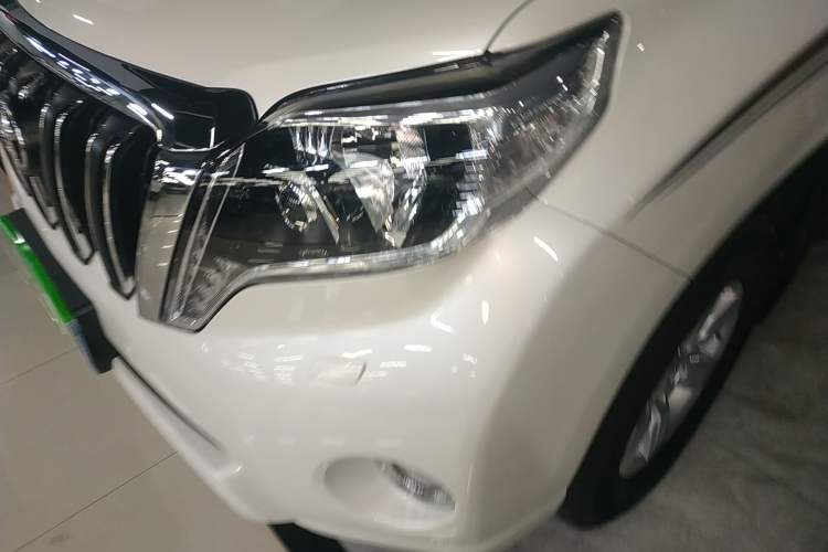 Used Toyota Prado 2016 3.5L Automatic TX-L NAVI Left Front Headlight