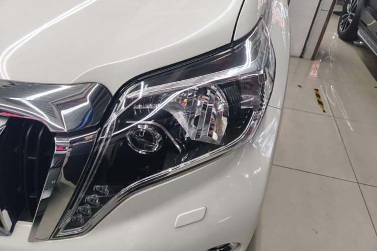 Used Toyota Prado 2016 3.5L Automatic TX-L Left Front Headlight