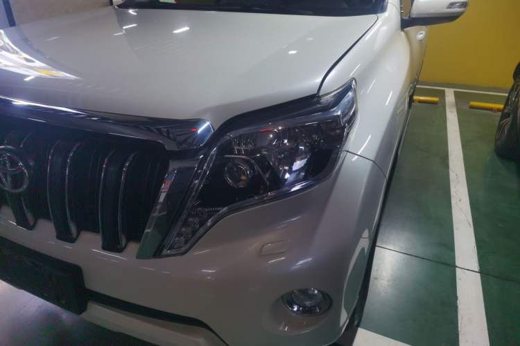 Used Toyota Prado 2016 3.5L Automatic TX-L NAVI Left Front Headlight