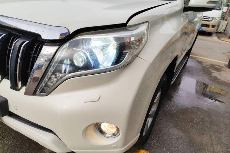 Used Toyota Prado 2016 3.5L Automatic TX-L Left Front Headlight