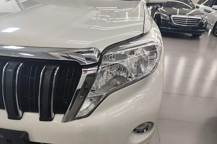 Used Toyota Prado 2016 2.7L Automatic Standard Edition Left Front Headlight