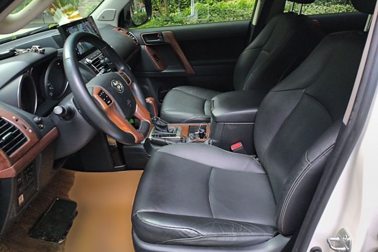 Used Toyota Prado 2016 2.7L Automatic Luxury Edition Left Front Seat