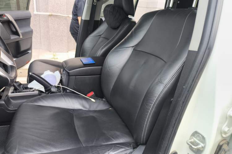 Used Toyota Prado 2016 2.7L Automatic Luxury Edition Left Front Seat