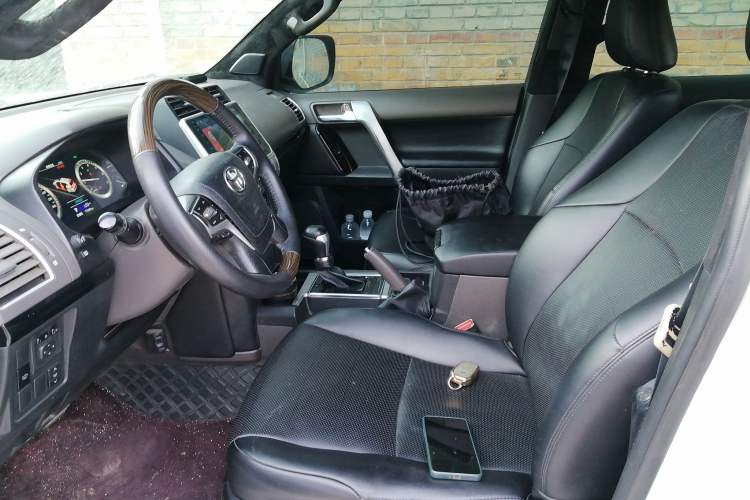 Used Toyota Prado 2016 3.5L Automatic TX-L Left Front Seat
