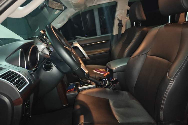 Used Toyota Prado 2016 3.5L Automatic TX-L Left Front Seat