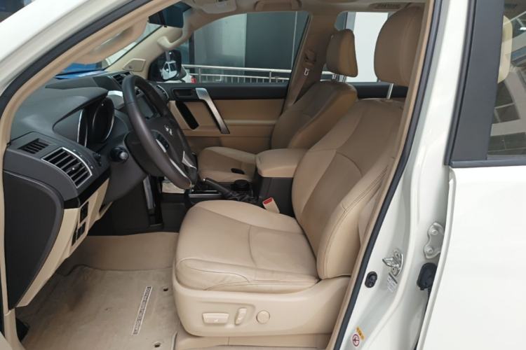 Used Toyota Prado 2016 2.7L Automatic Luxury Edition Left Front Seat
