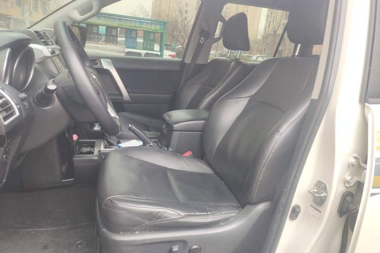 Used Toyota Prado 2016 2.7L Automatic Luxury Edition Left Front Seat
