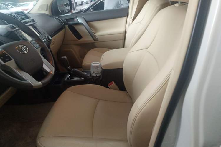 Used Toyota Prado 2016 2.7L Automatic Luxury Edition Left Front Seat