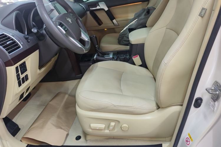 Used Toyota Prado 2016 3.5L Automatic TX-L Left Front Seat