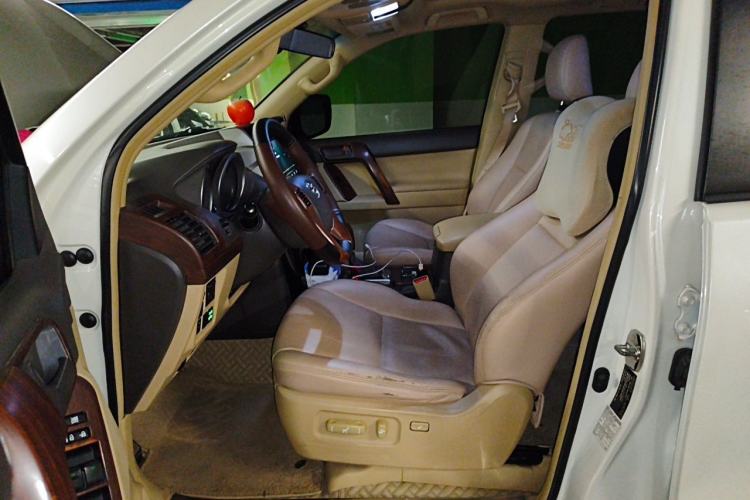 Used Toyota Prado 2016 4.0L 7-Seater Gasoline Low-Power Version Middle East Edition Left Front Seat