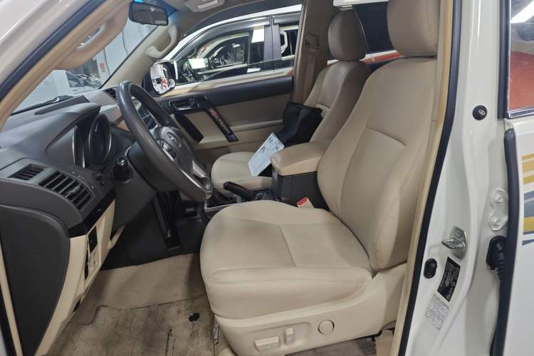 Used Toyota Prado 2016 2700 TX 5-Seater Middle East Version Left Front Seat