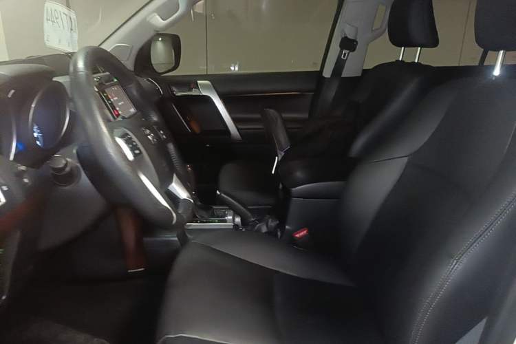 Used Toyota Prado 2016 3.5L Automatic TX-L NAVI Left Front Seat