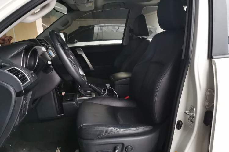 Used Toyota Prado 2016 2.7L Automatic Luxury Edition Left Front Seat