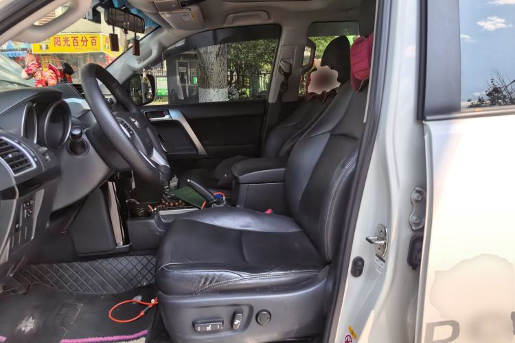 Used Toyota Prado 2016 2.7L Automatic Luxury Edition Left Front Seat
