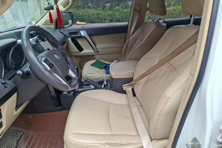 Used Toyota Prado 2016 2.7L Automatic Luxury Edition Left Front Seat
