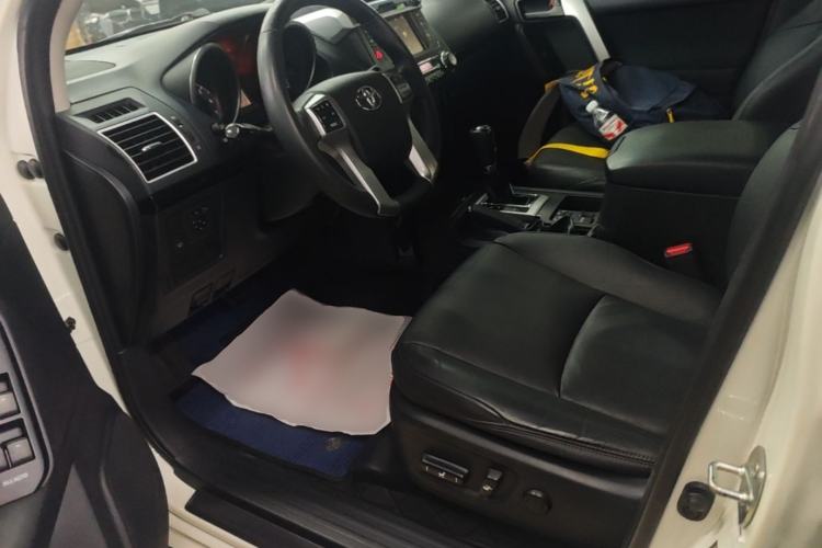 Used Toyota Prado 2016 2.7L Automatic Luxury Edition Left Front Seat