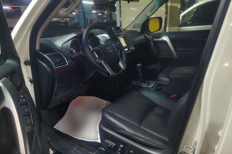 Used Toyota Prado 2016 3.5L Automatic TX-L NAVI Left Front Seat