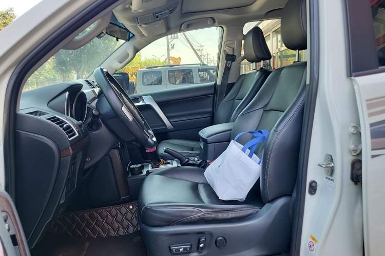 Used Toyota Prado 2016 3.5L Automatic TX-L Left Front Seat