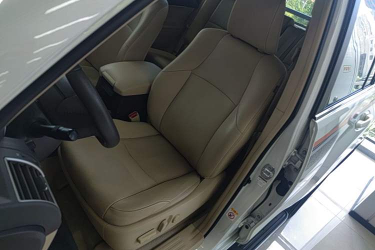 Used Toyota Prado 2016 3.5L Automatic TX-L NAVI Left Front Seat