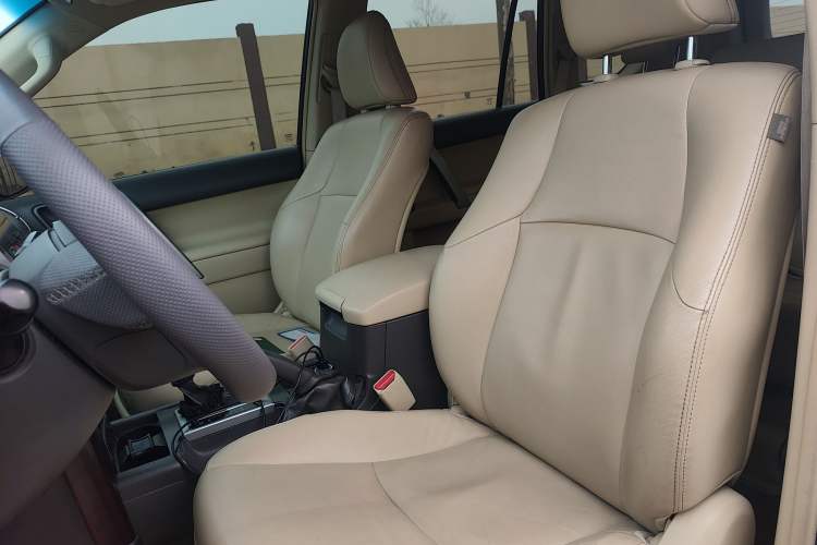 Used Toyota Prado 2016 3.5L Automatic TX-L Left Front Seat