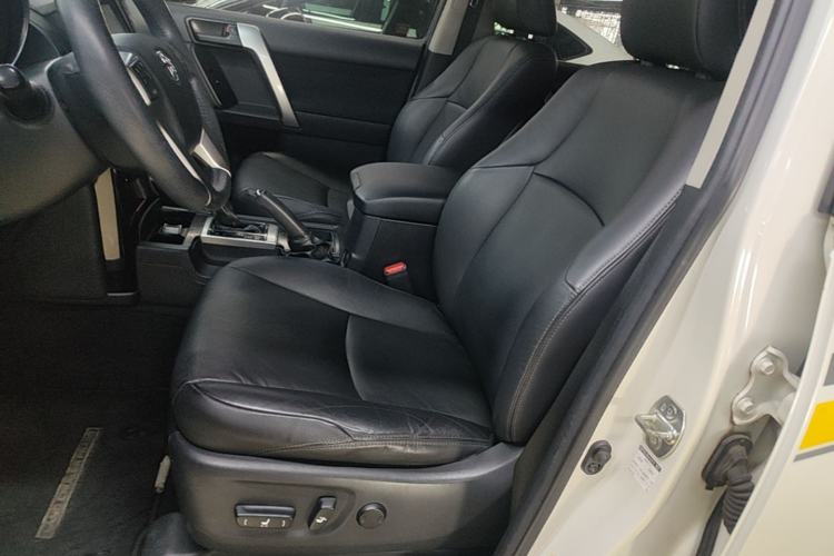 Used Toyota Prado 2016 2.7L Automatic Luxury Edition Left Front Seat