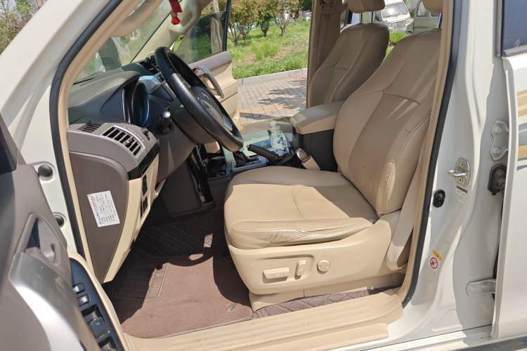 Used Toyota Prado 2016 2.7L Automatic Luxury Edition Left Front Seat