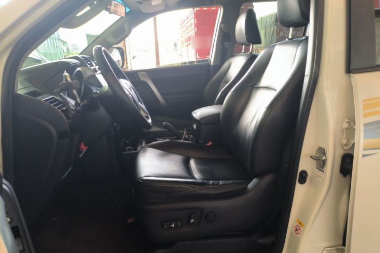 Used Toyota Prado 2016 2.7L Automatic Luxury Edition Left Front Seat