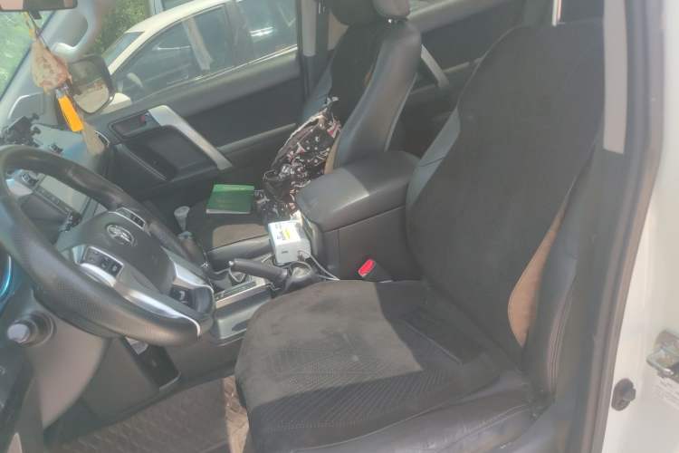 Used Toyota Prado 2016 2.7L Automatic Standard Edition Left Front Seat