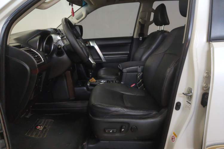 Used Toyota Prado 2016 3.5L Automatic TX-L Left Front Seat