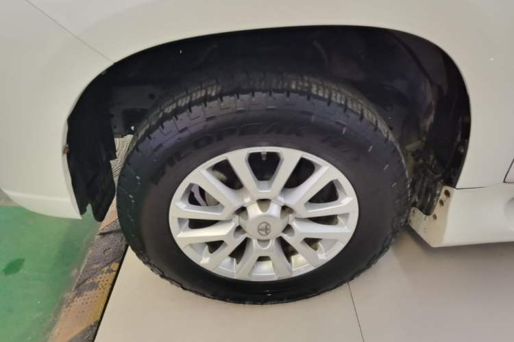 Used Toyota Prado 2016 2700 Middle East Version Left Front Wheel Hub