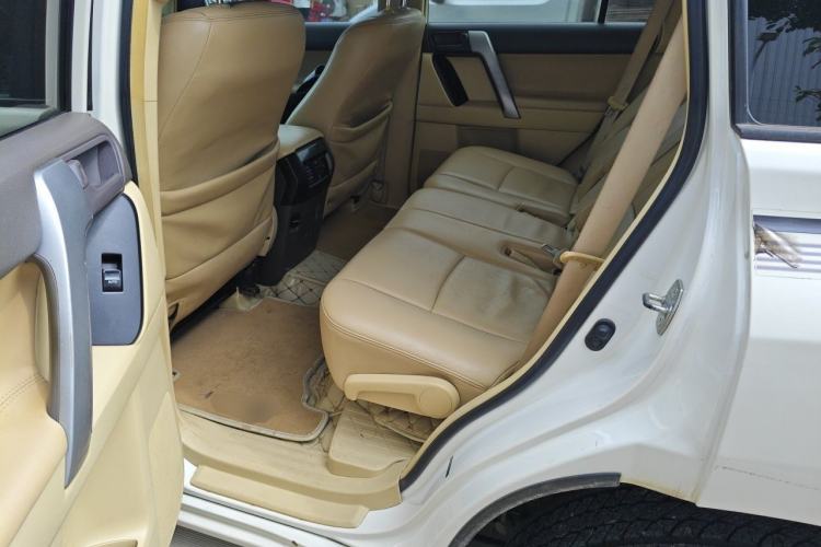 Used Toyota Prado 2016 2700 TX 7-Seater Middle East Version Left Rear Seat