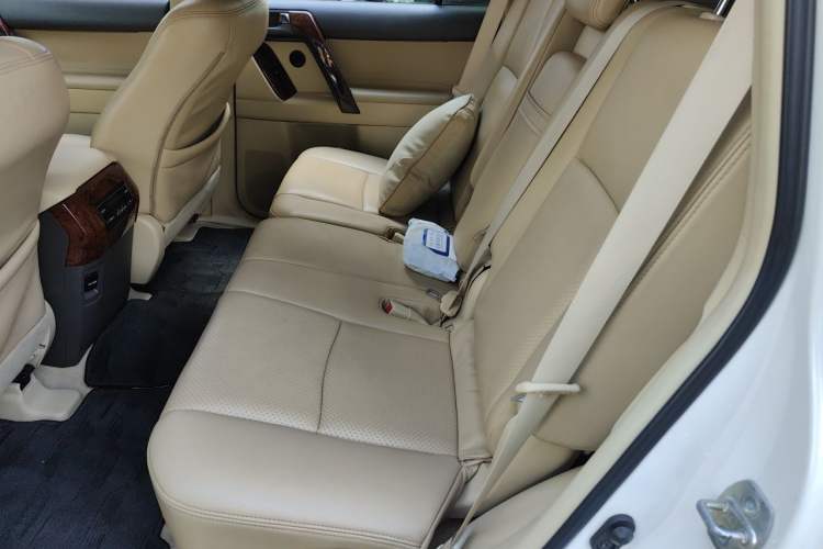 Used Toyota Prado  Left Rear Seat