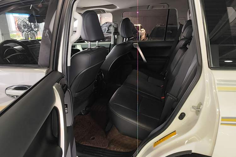 Used Toyota Prado 2016 2.7L Automatic Standard Edition Left Rear Seat